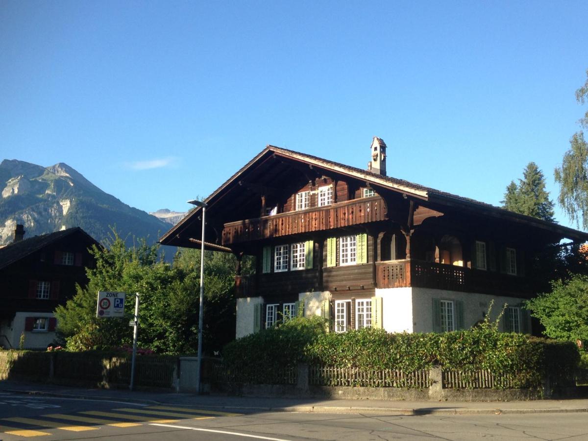 Traditional Swiss-Flat Interlaken Esterno foto