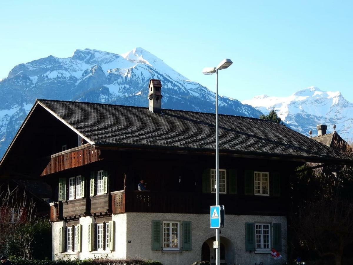 Traditional Swiss-Flat Interlaken Esterno foto
