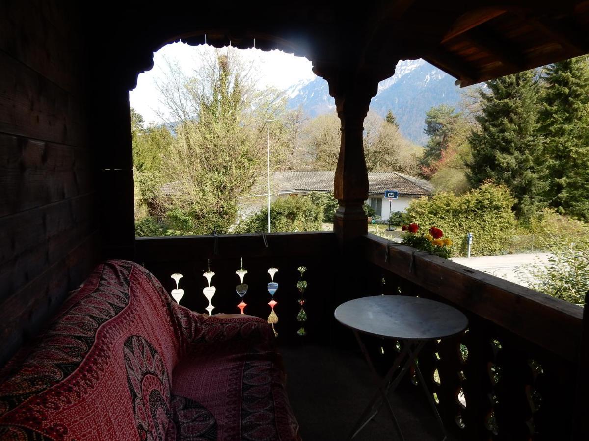 Traditional Swiss-Flat Interlaken Esterno foto